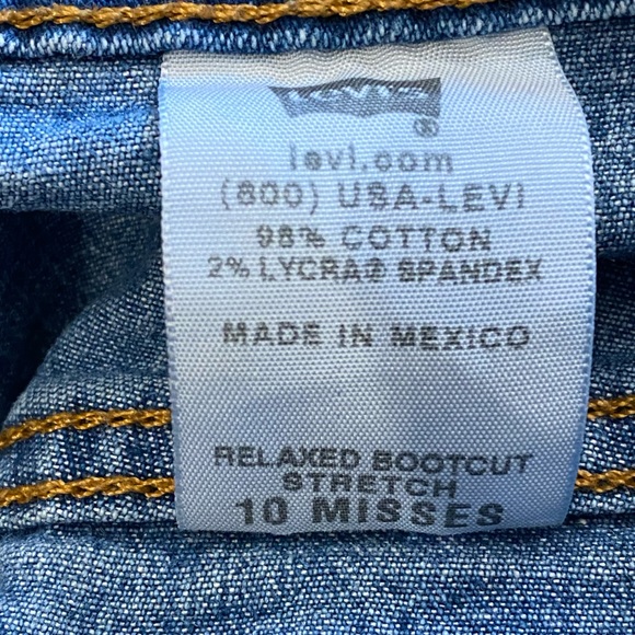 Levi’s Jeans Women's Size 10 Misses Relaxed Bootcut Stretch Denim - Picture 7 of 12